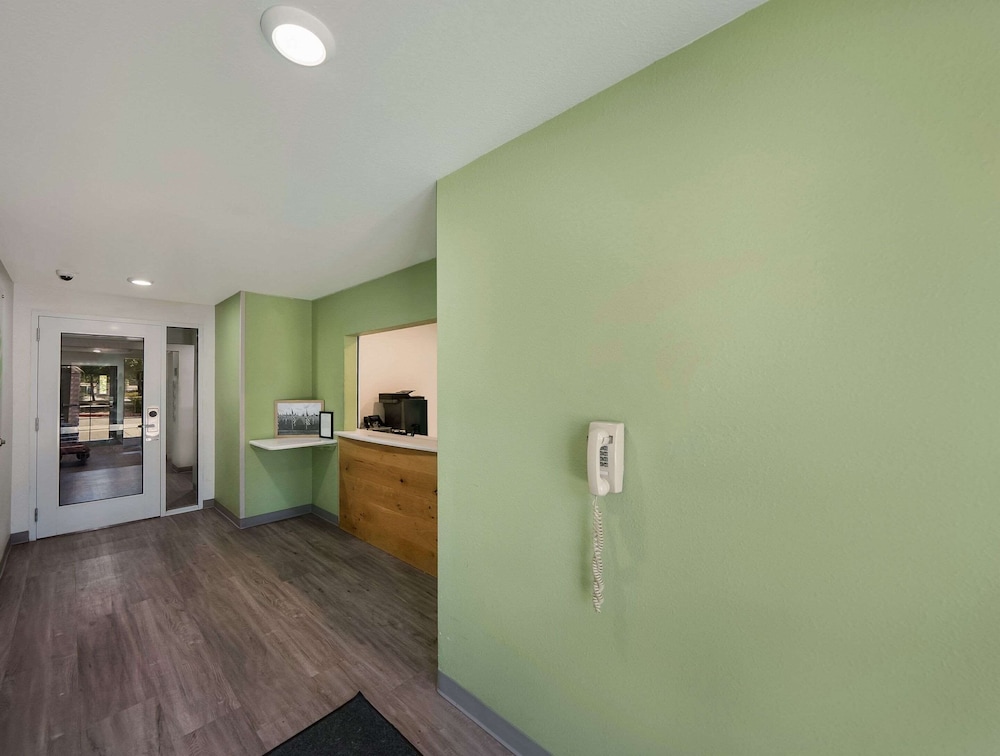 WoodSpring Suites Fort Worth Trophy Club - photo 2