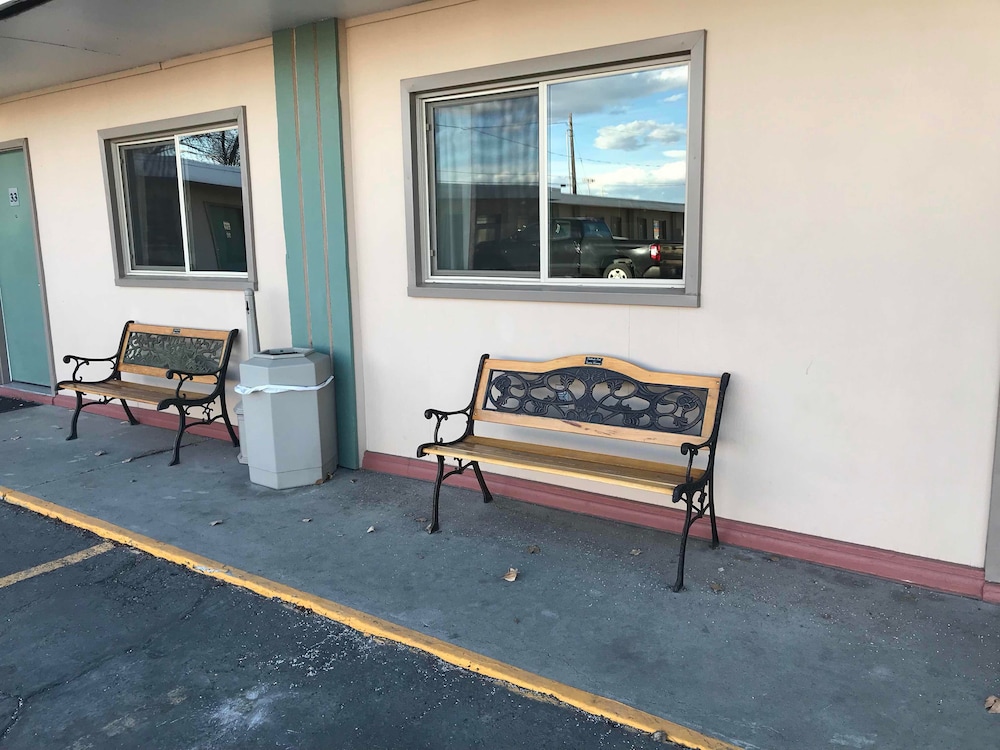 Paintbrush Motel - photo 38