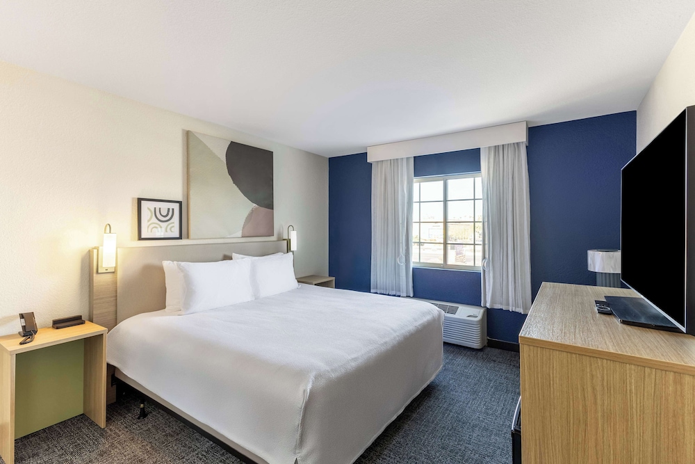 Spark by Hilton Glendale Phoenix North - photo 17