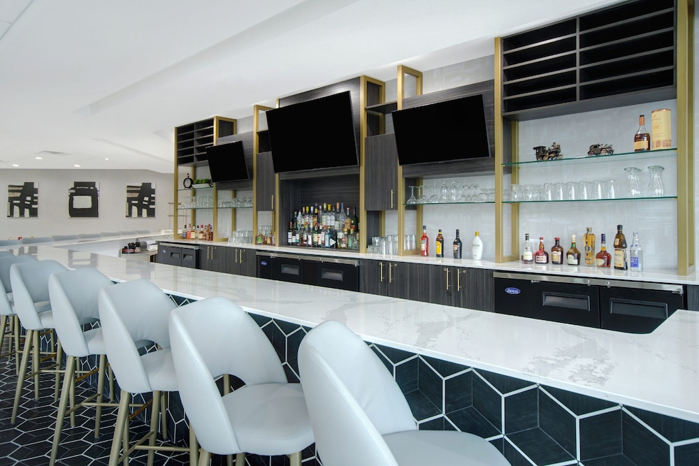 Crowne Plaza Auburn Hills by IHG - photo 57