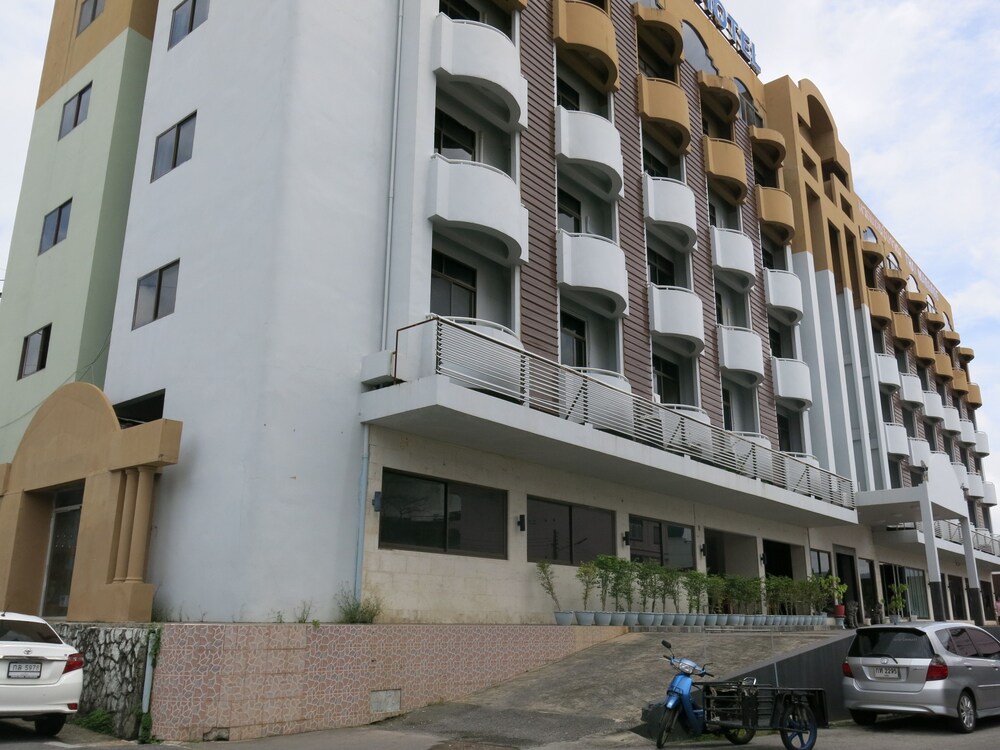 Rome Place Hotel - last minute hotel in Phuket