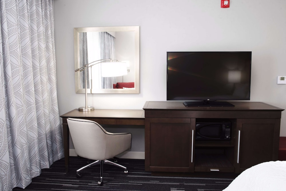 Hampton Inn & Suites Des Moines Urbandale - photo 13