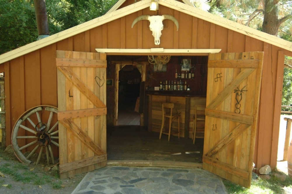 Lazy Z Resort - photo 114