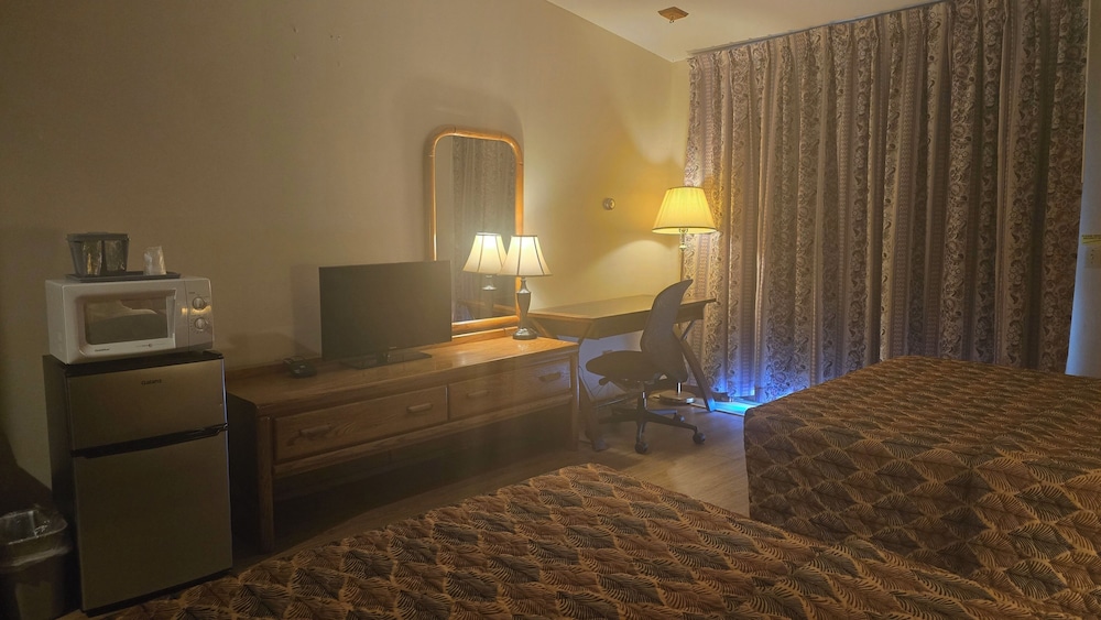 Timber Inn - photo 5