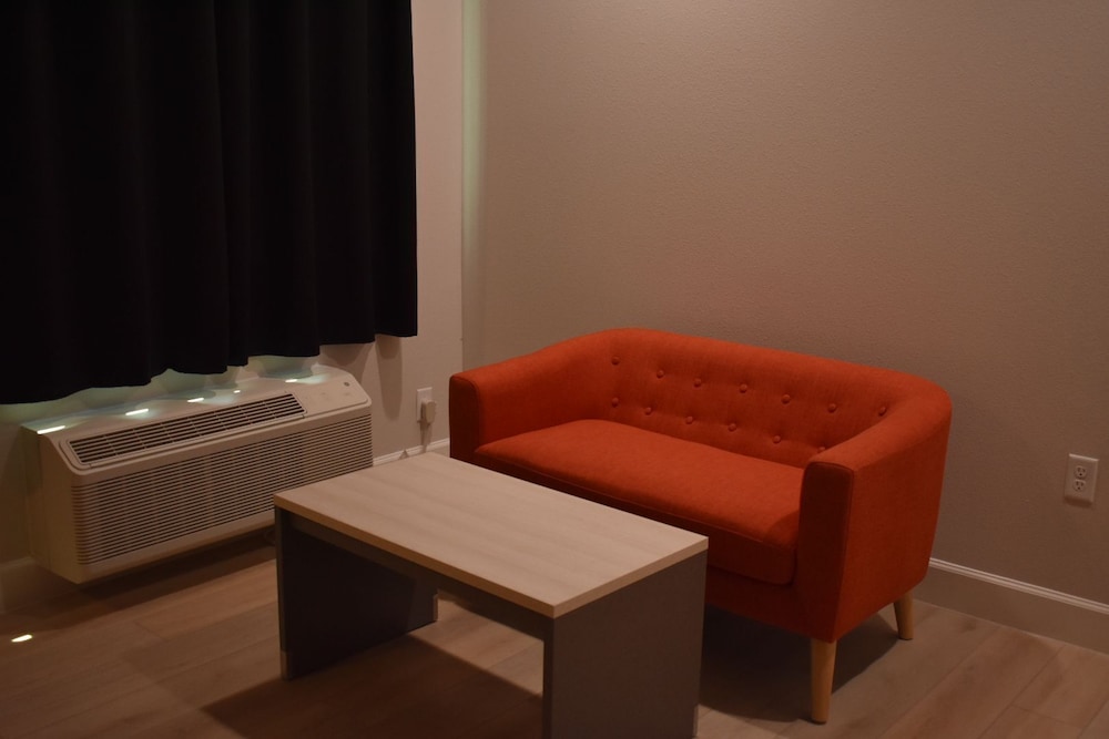 Bluestar Inn - photo 7