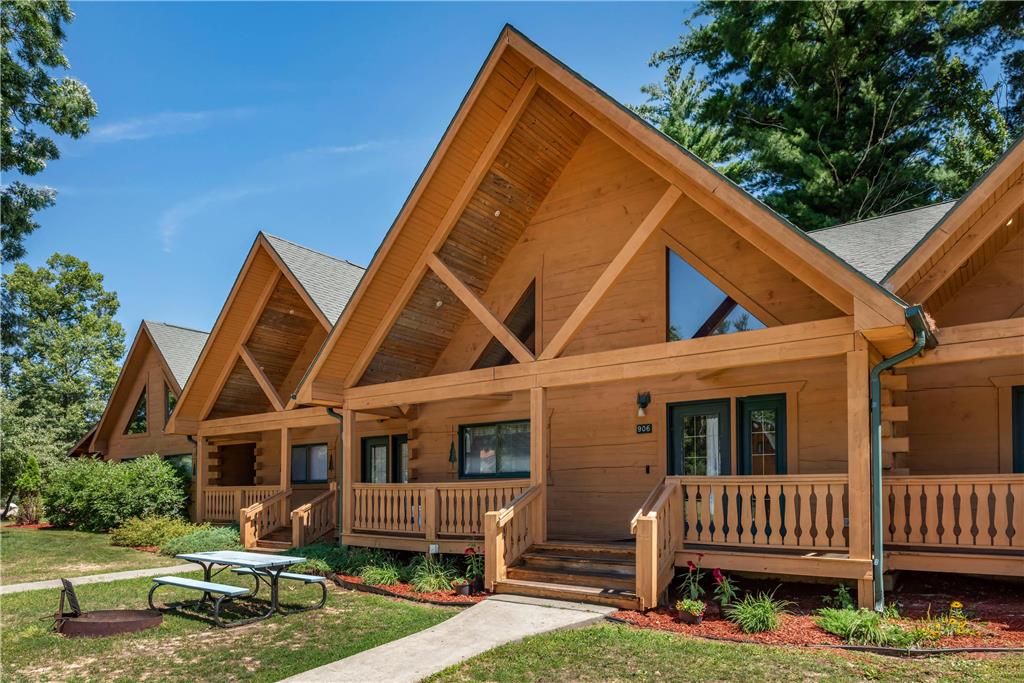 Three Bears Waterpark Resort Near Tomah Ascend Collection Hotel - photo 6