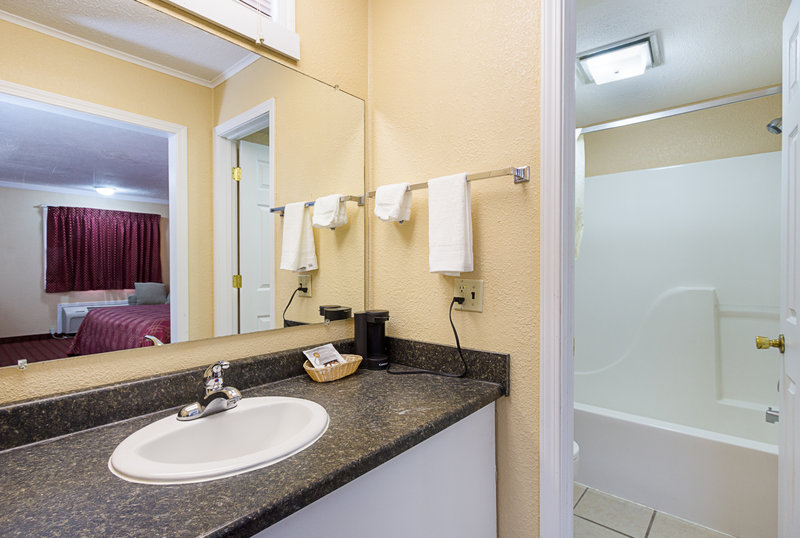 Rodeway Inn West Dodge - photo 22