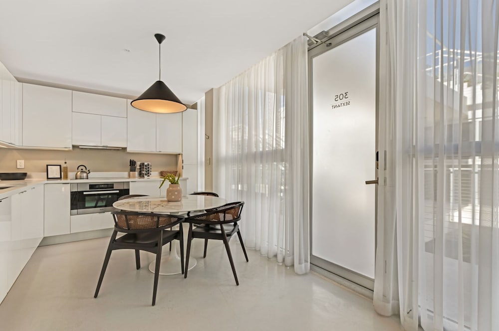 Roami at 250 Collins - photo 44