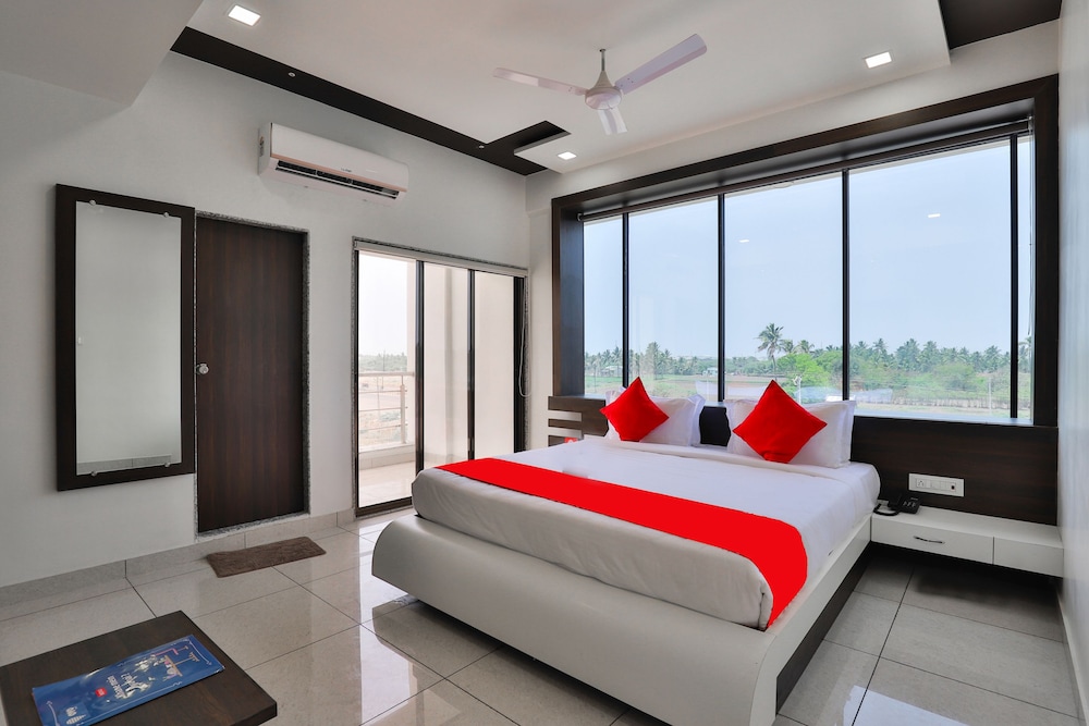 Hotel Kruti in Veraval, India