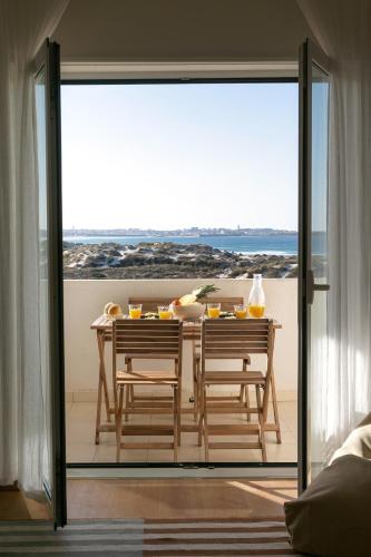 Baleal Beachfront — 4-Star Luxury Hotel in Ferrel, Portugal