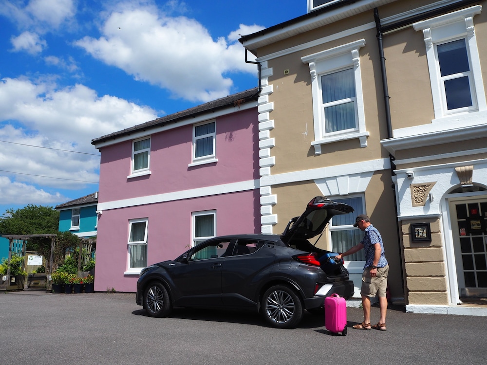 Five Valleys Aparthotel — hotel in Stroud
