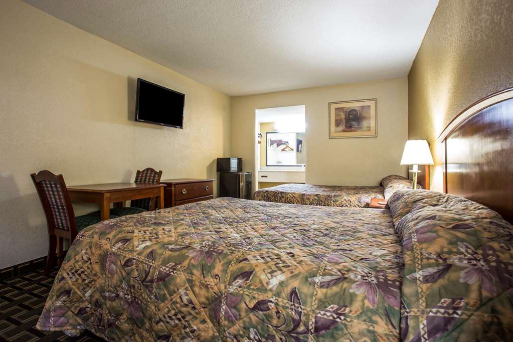 Econo Lodge Salisbury South - photo 15