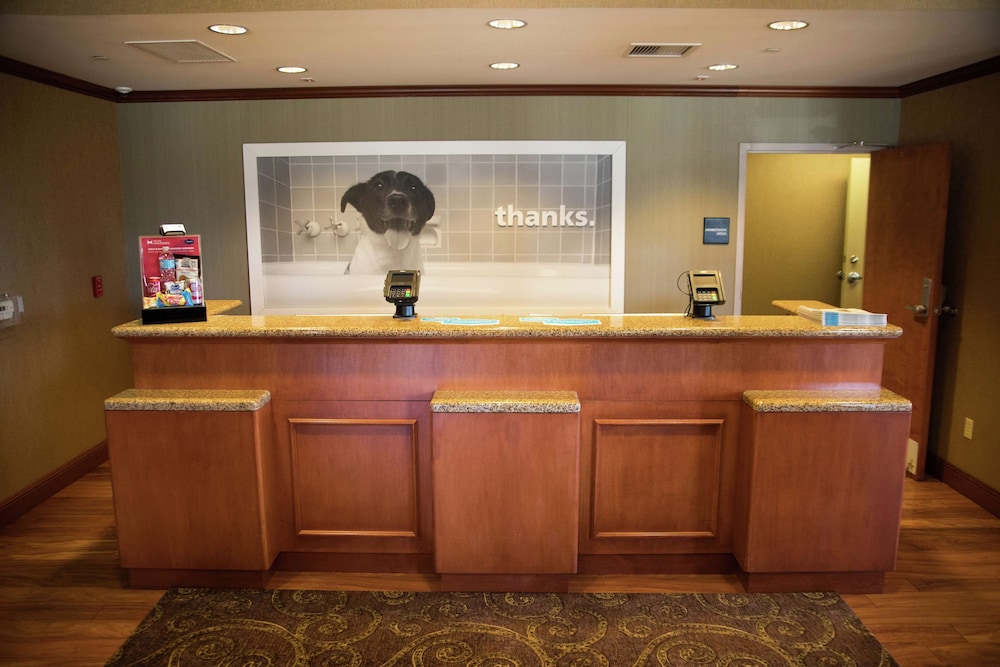 Hampton Inn Mountain Home - photo 2