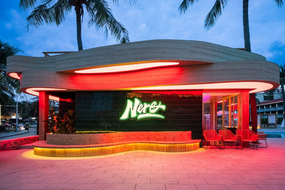 Huajianbo Relangli Hotel in Wanning, People's Republic of China