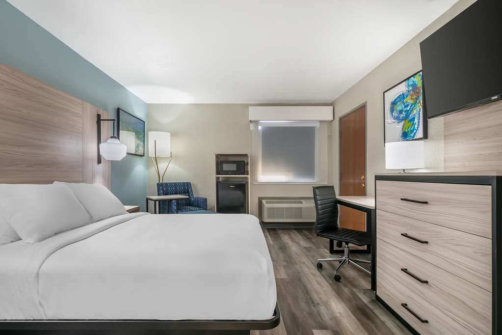 Best Western Park City Wichita North - photo 9
