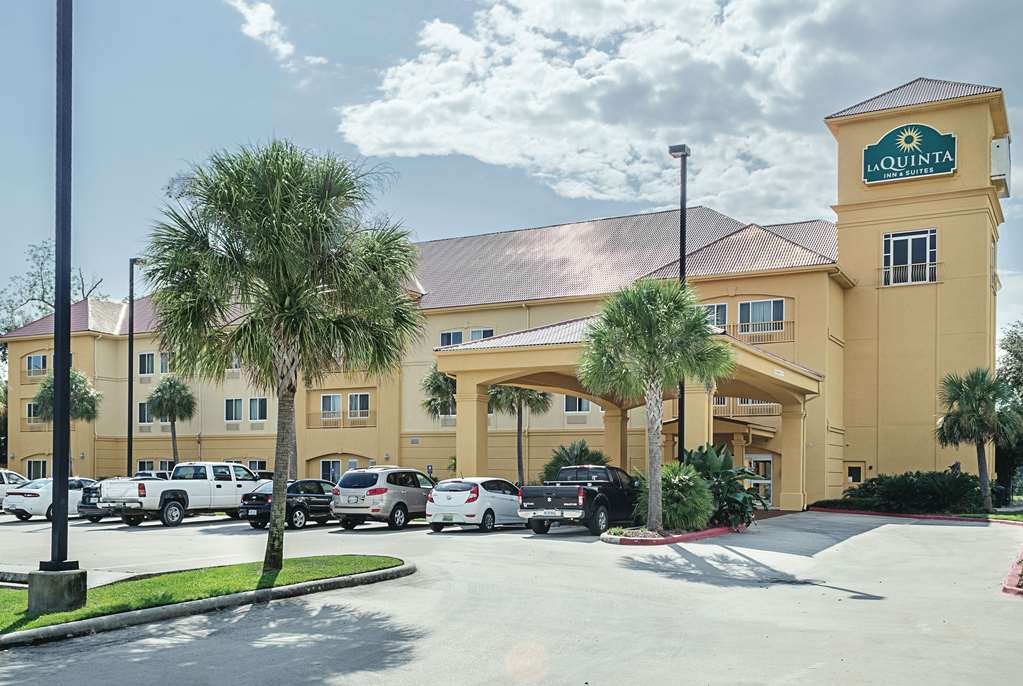 La Quinta Inn & Suites by Wyndham Biloxi - photo 3