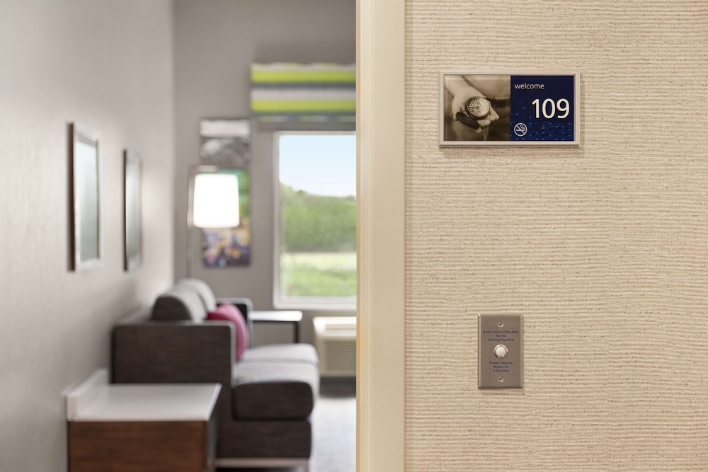 Hampton Inn & Suites Miami Kendall - photo 15