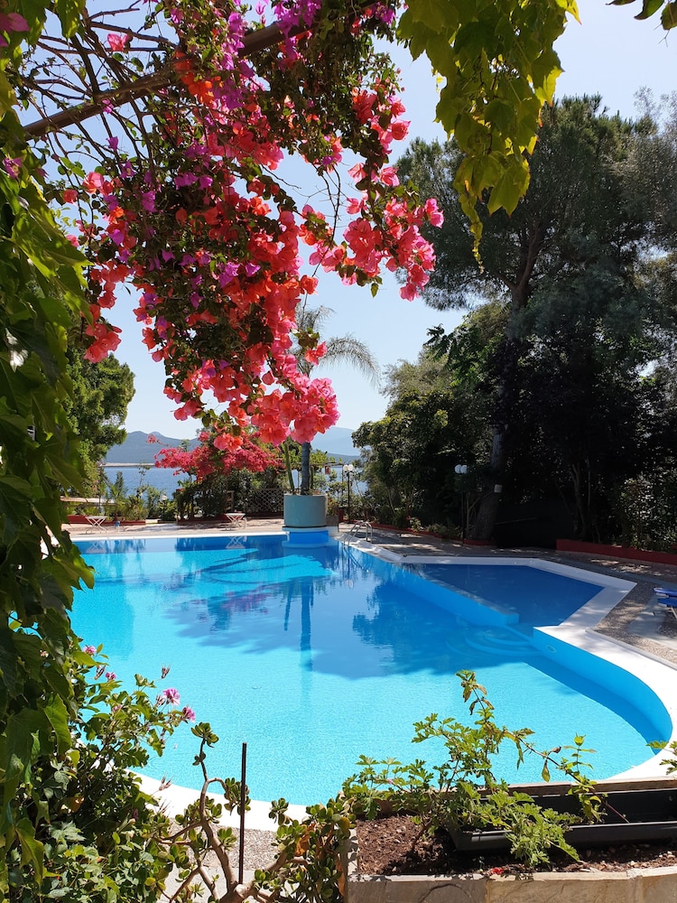 Hotel Alexandros — Lefkada