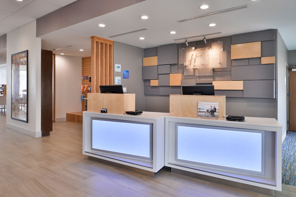 Holiday Inn Express Early by IHG - photo 45