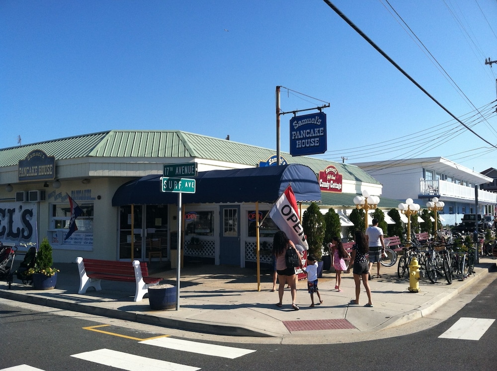 Hemingways By the Sea - photo 123