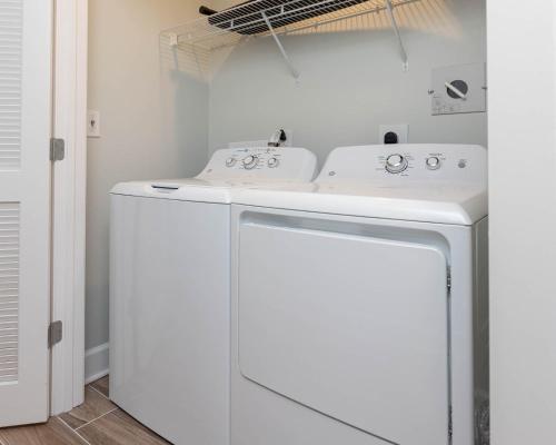Phoenix Gulf Towers 704 condo - photo 25