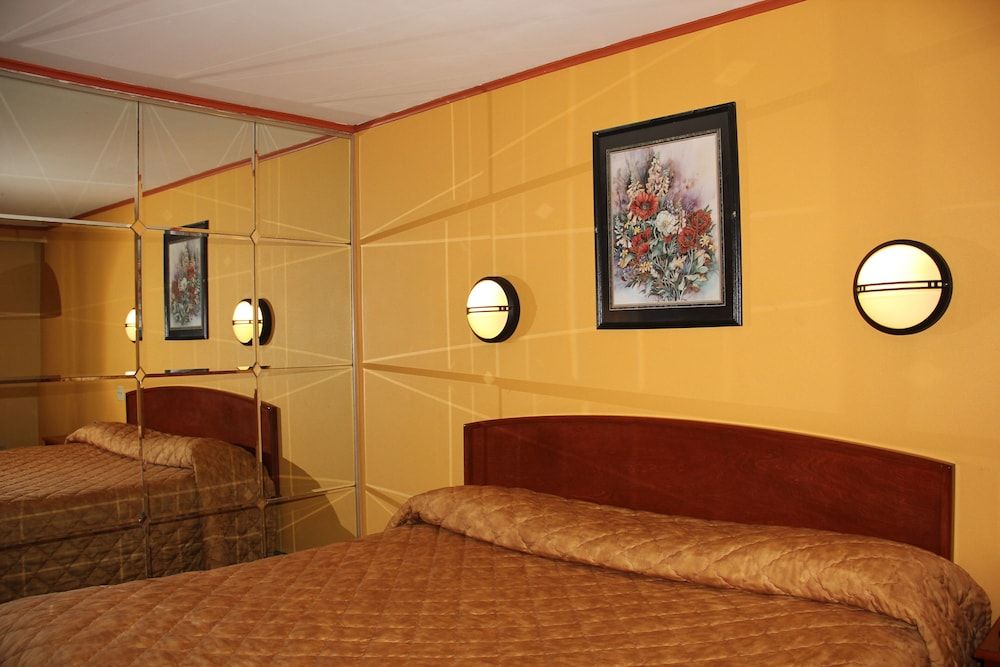 Bay Shore Inn - photo 8