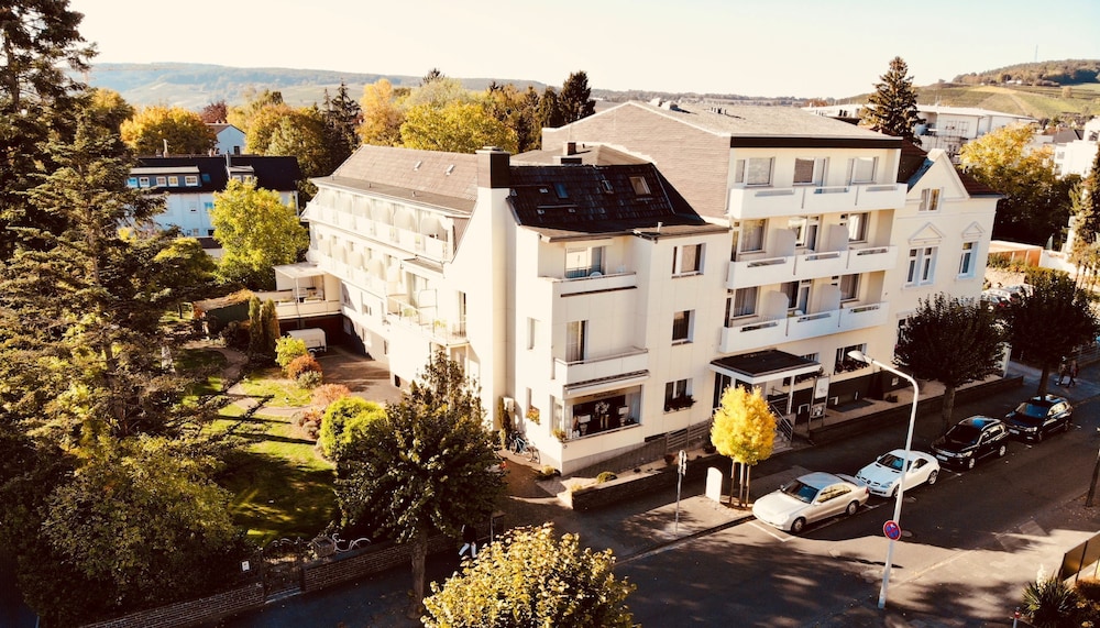 Hotel Weyer in Bad Neuenahr-Ahrweiler, Germany