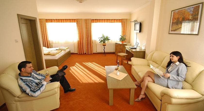 Bavaria Hotel and Restaurant - last minute hotel in Abda