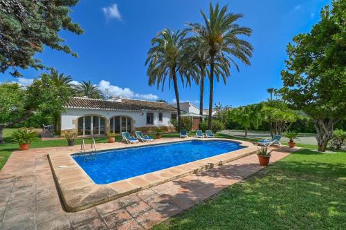 Villa Nathalie — 4-Star Luxury Hotel in Javea, Spain