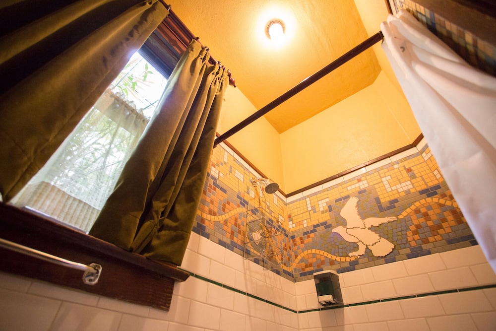 McMenamins White Eagle - photo 13