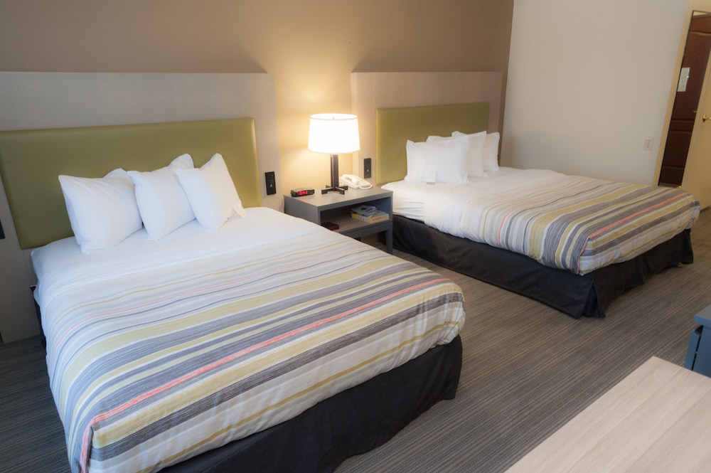 Country Inn & Suites by Radisson Milwaukee Airport WI - photo 6