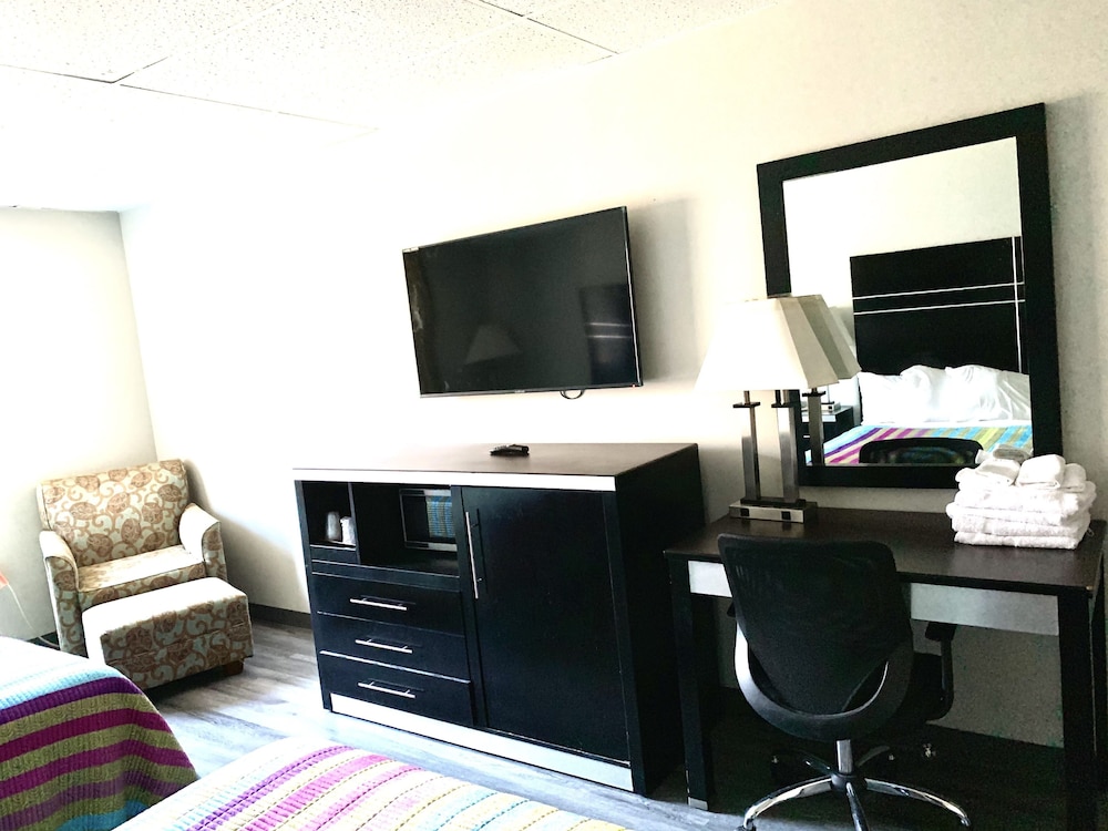 Tappan Zee Hotel - photo 21
