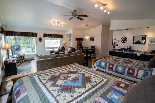Bears Den Alaska Lodging - photo 14