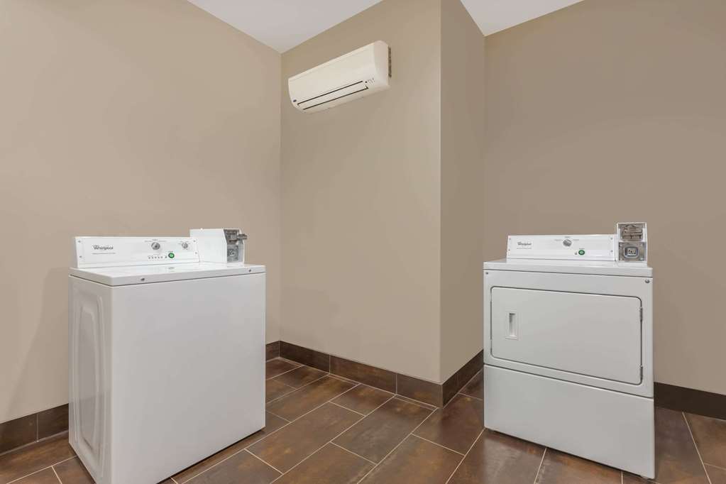 Days Inn by Wyndham Dilley - photo 14