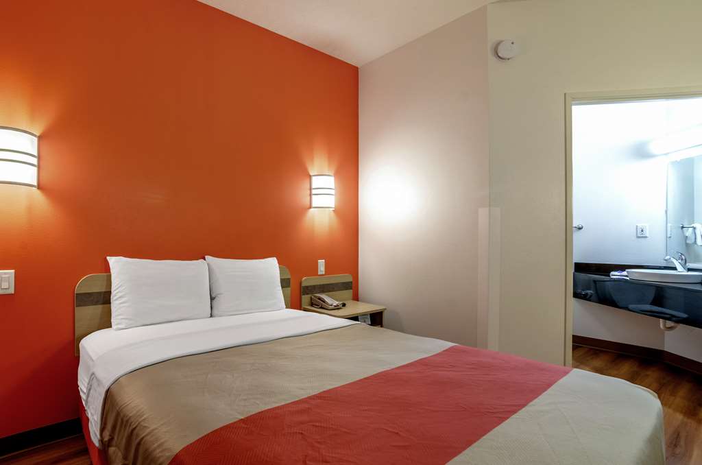 Motel 6 Kearney NE - photo 24