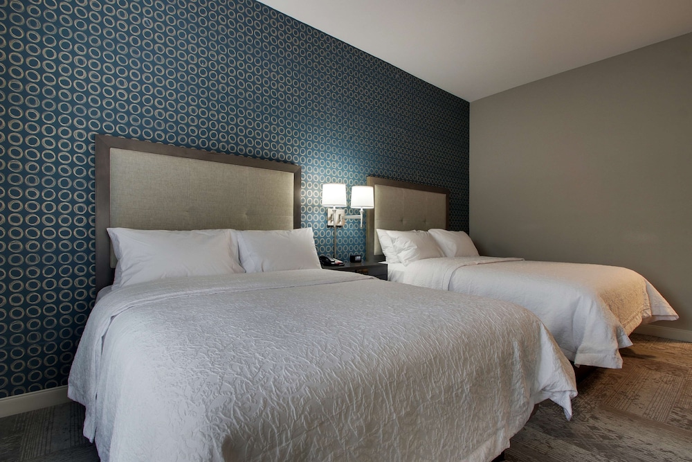 Hampton Inn & Suites Knightdale Raleigh - photo 19