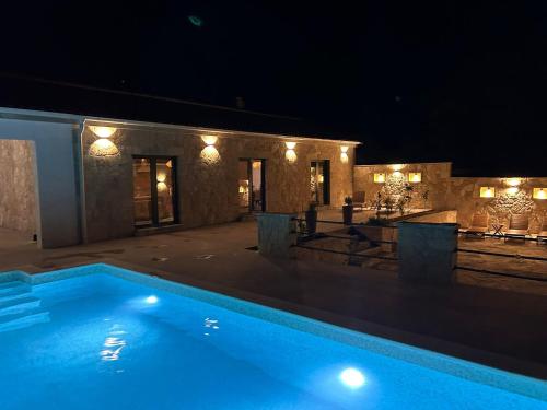House Yara Dalmatia — 4-Star Luxury Hotel in Krusevo, Croatia