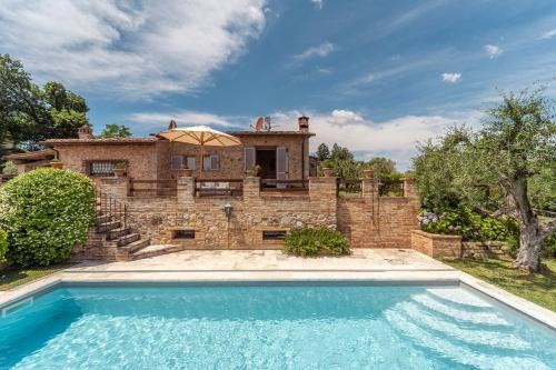 L'Oliveta 6 Emma Villas — 4-Star Luxury Hotel in Gambassi Terme, Italy