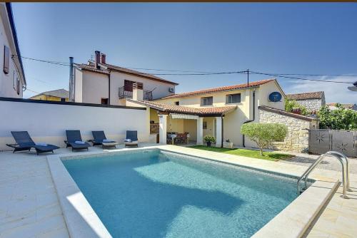 Villa Villetta Valtura — 4-Star Luxury Hotel in Liznjan, Croatia