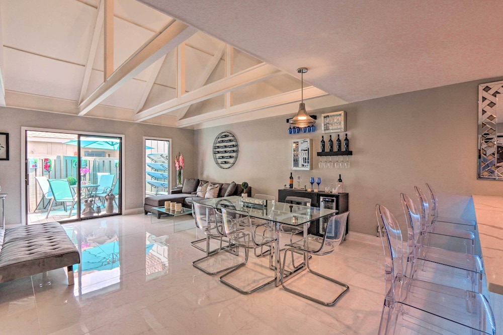 Coastal Resort Beach Villa Less Than 1 Mi to Shore - photo 5