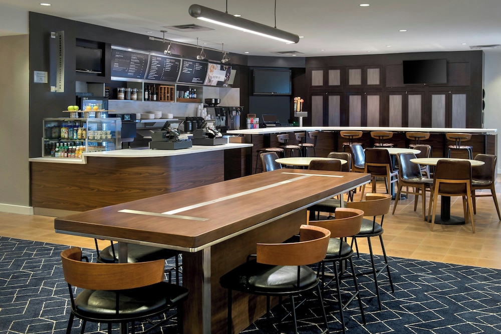 Courtyard by Marriott Basking Ridge - photo 24