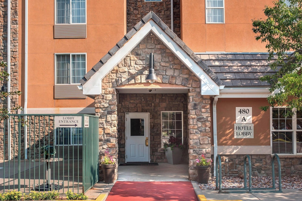 TownePlace Suites by Marriott Boulder Broomfield Interlocken - photo 31