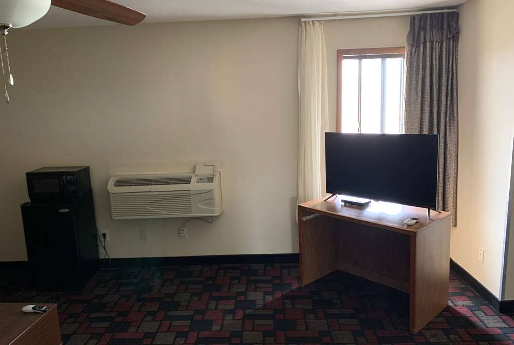 Super 8 by Wyndham Boonville - photo 15