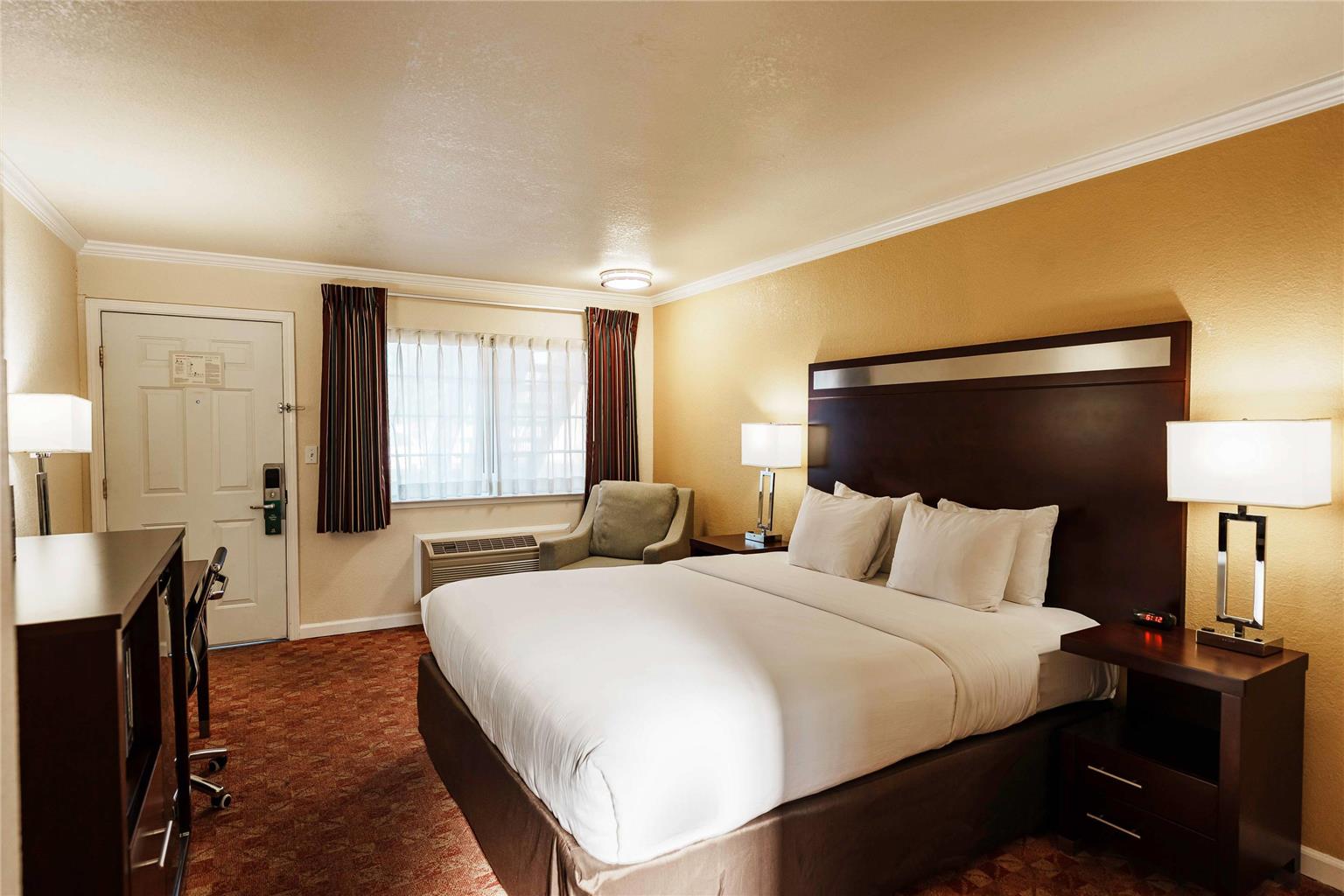 Quality Inn Ukiah - photo 44