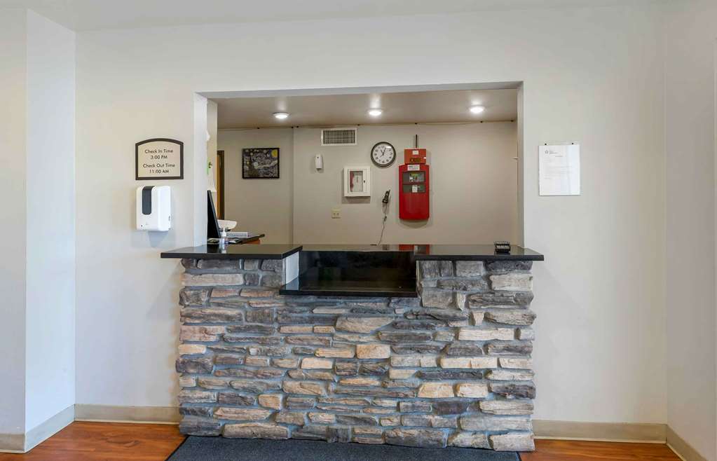 Woodsprings Suites Aurora East - photo 4