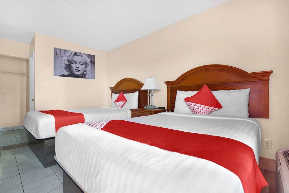 OYO Hotel San Antonio Lackland near Seaworld - photo 5