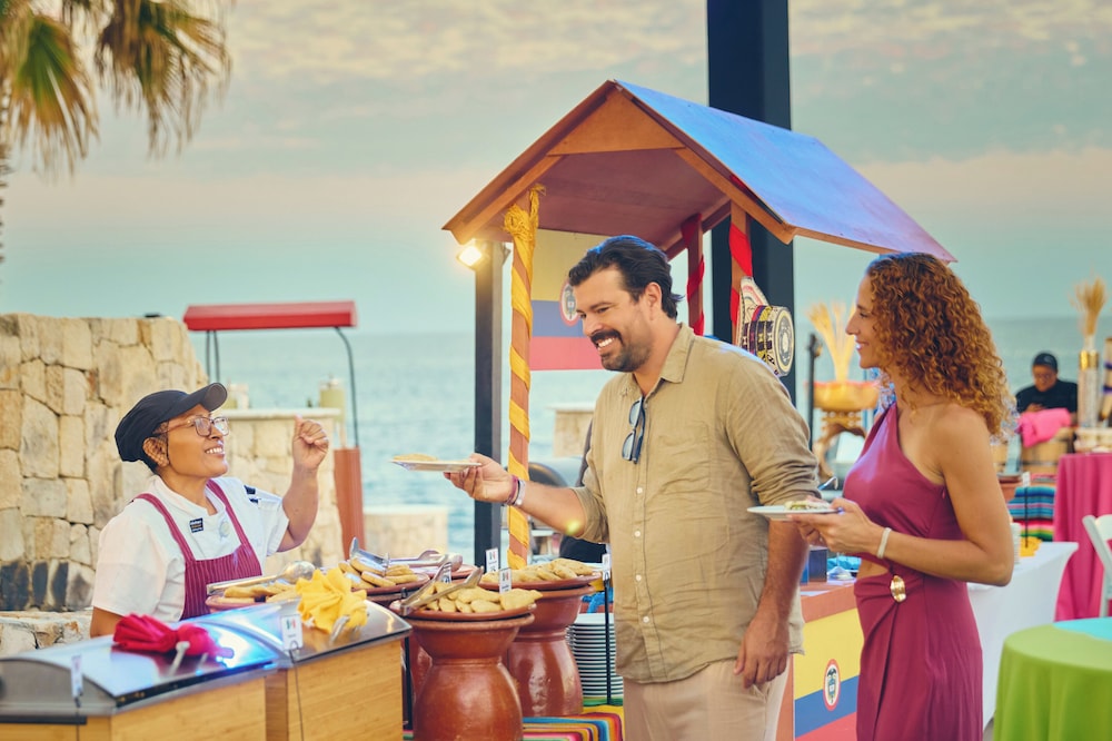 Couples dining