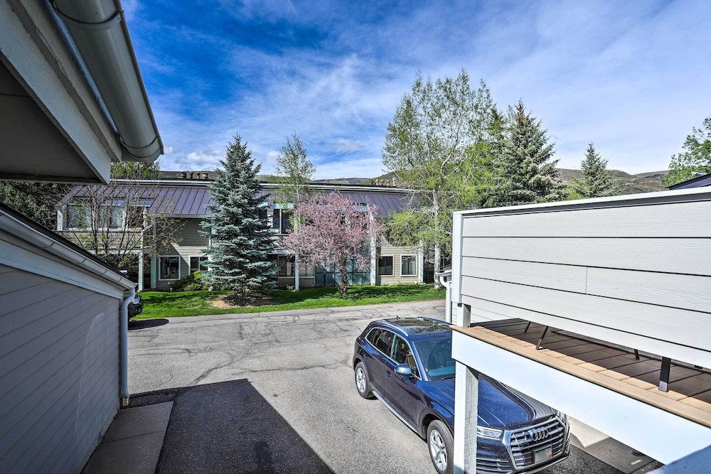 Modern Townhome about 4 Miles to Beaver Creek Resort - photo 26
