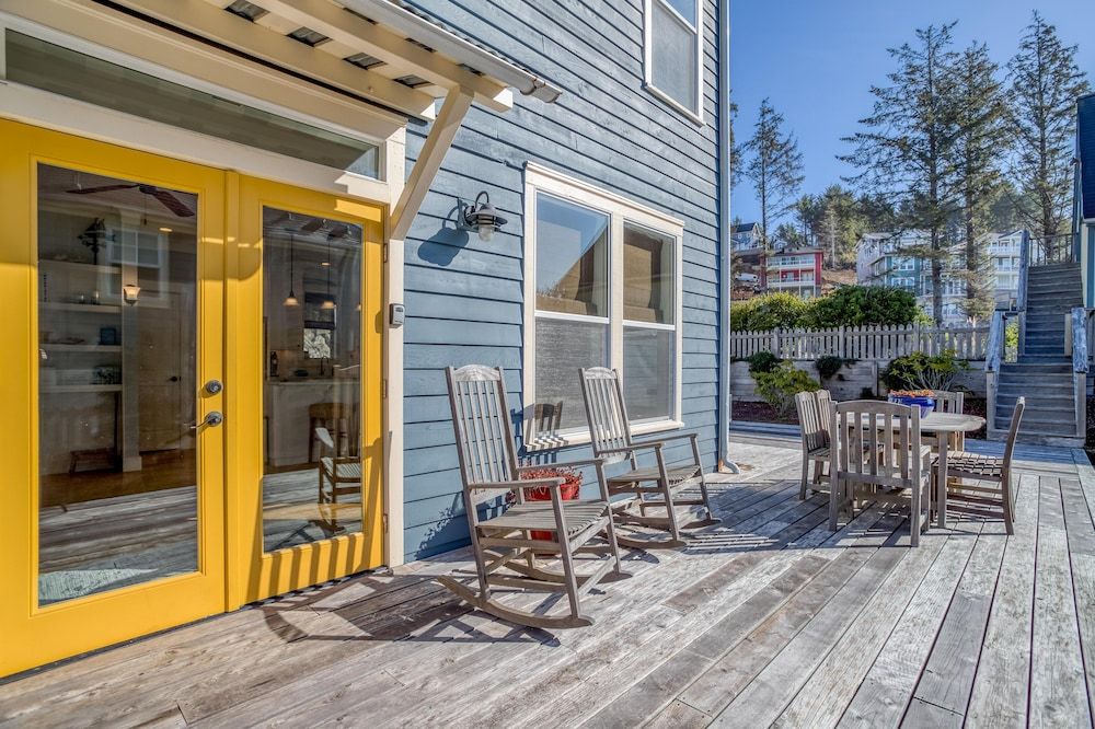 Jewel Box at the Beach - photo 2