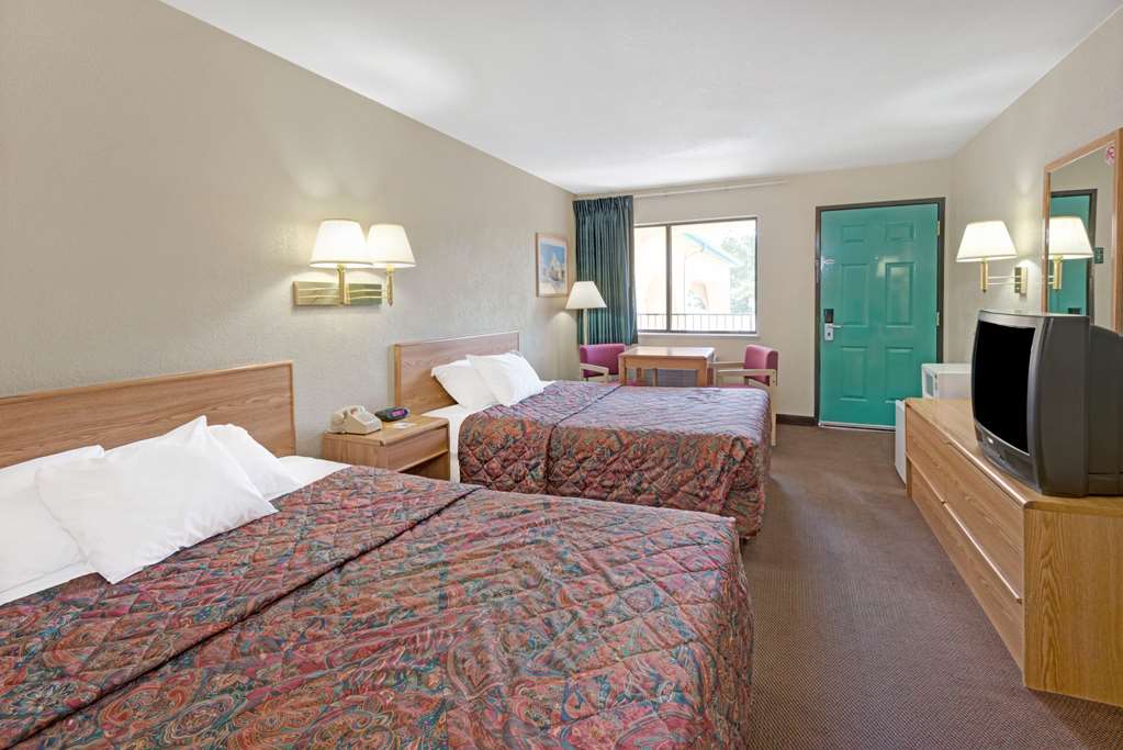 Days Inn by Wyndham Espanola - photo 6